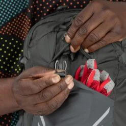 Osprey Syncro 12 Coal Grey 34 Osprey Syncro 12 Coal Grey -Samsoni Koffers Winkel image 1370