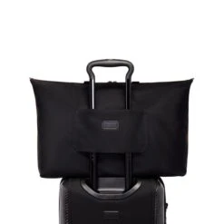 Tumi Mclaren Just In Case Tote Black 12 Tumi Mclaren Just In Case Tote Black -Samsoni Koffers Winkel image 2353