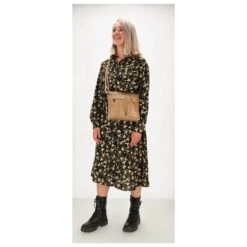 Micmacbags Porto Schoudertas IIIII Taupe 8 Micmacbags Porto Schoudertas IIIII Taupe -Samsoni Koffers Winkel image 2871