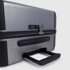 Piquadro PQ-Light Premium Big Size Spinner 75 Grey-black 15 Piquadro PQ-Light Premium Big Size Spinner 75 Grey-black -Samsoni Koffers Winkel image 445